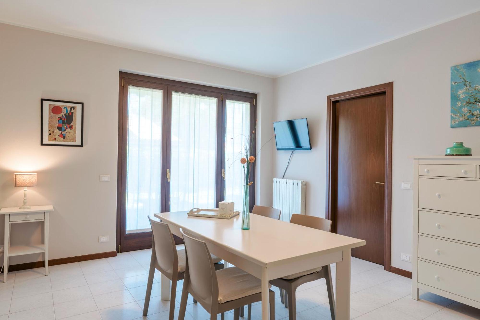 Apartments Blitz - Regarda Travel ラツィーゼ エクステリア 写真