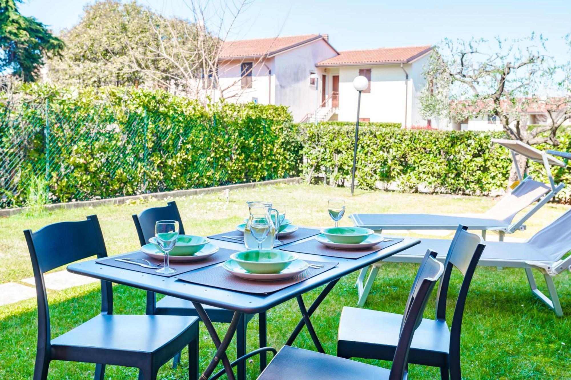 Apartments Blitz - Regarda Travel ラツィーゼ エクステリア 写真